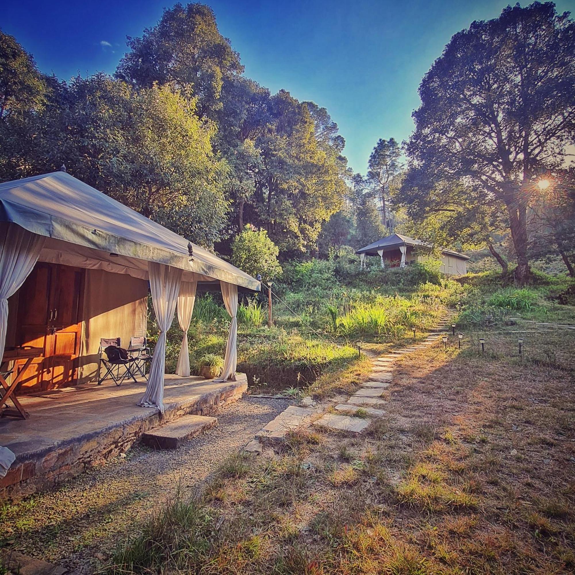 Hotel Nayalap - Rural Himalayan Glamping à Shitlakhet Extérieur photo